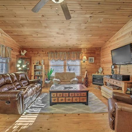 Franklin Cabin With Porch Near Hiking And Waterfalls! 外观 照片